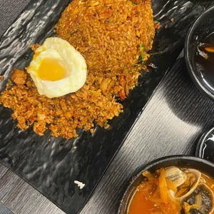 진웨이성&진향 사진