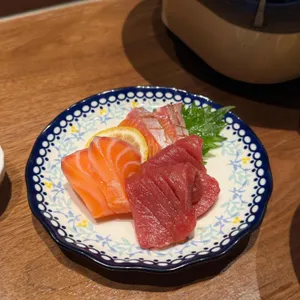 숙성사시미전문 한점에 한잔 우정초밥 사진 1