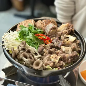 치마와꼬리 사진