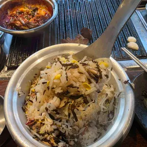 엄용백 돼지구이집 사진