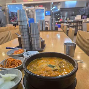 복돈이가마솥순대국 사진