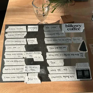 빌로위커피 리뷰 사진