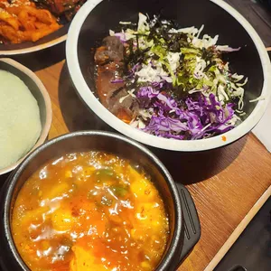 더맛있는족발보쌈 사진