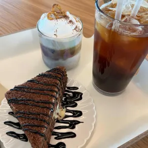 포리뉴 대표 사진