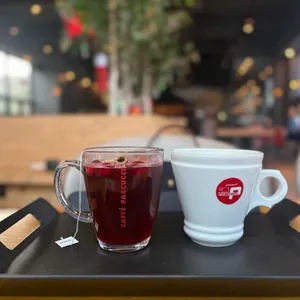 파스쿠찌 대표 사진