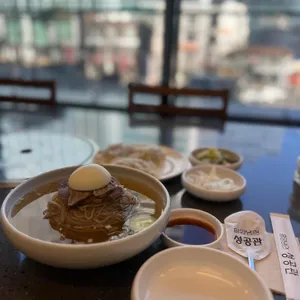 평양냉면 성공관 대표 사진