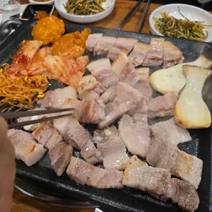 공원생삼겹 사진