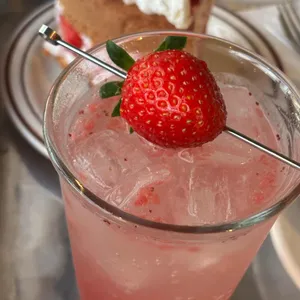 지이즈 대표 사진