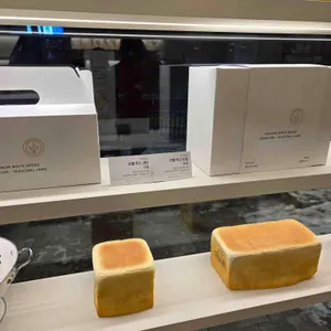 화이트리에 사진