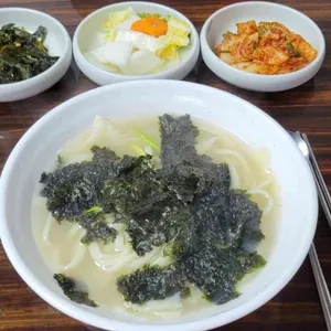 앵콜칼국수 사진