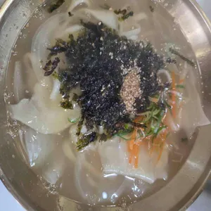 초가집손칼국수 사진