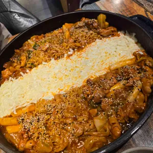 고수닭갈비 사진