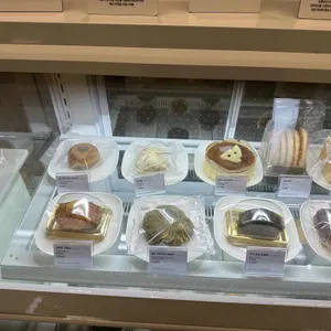 티티크 리뷰 사진