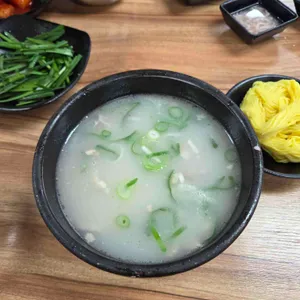 포항돼지국밥 사진 1