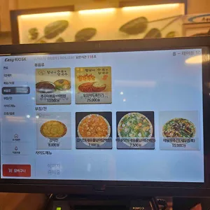 청담이수육애칼국수 리뷰 사진