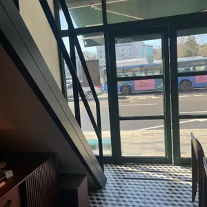 비하인드미 리뷰 사진