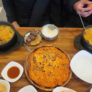 모이세해장국 사진