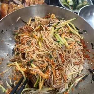 윤밀원 대표 사진