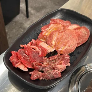 호르몬치치 사진 1