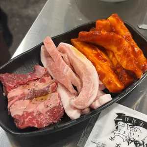 호르몬치치 사진 2