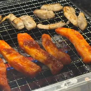 호르몬치치 대표 사진