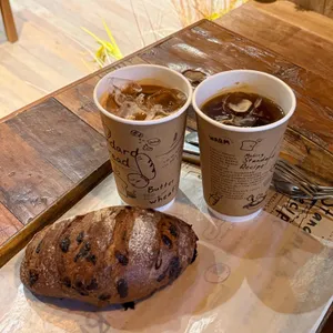 스탠다드브레드 대표 사진