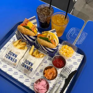 다운타우너 리뷰 사진