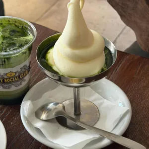 네이비소셜클럽 리뷰 사진