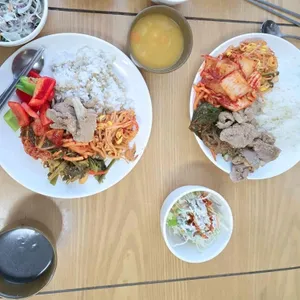 토박이 한식뷔페 도시락 사진