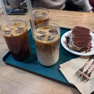 카페 비읍미음 대표 사진