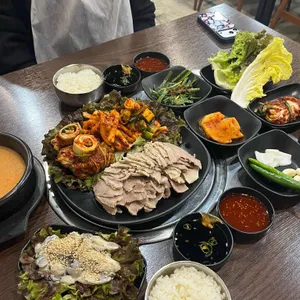 흥부돼지국밥 사진 1