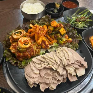 흥부돼지국밥 대표 사진