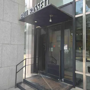 폴 바셋 리뷰 사진