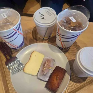 펠트커피 리뷰 사진