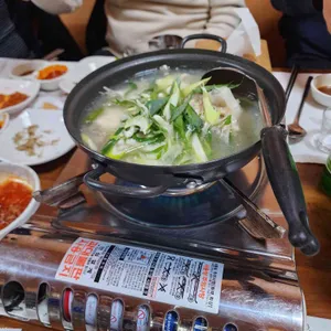 시골집 우렁이 쌈밥 사진