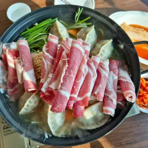 죽여주는동치미국수 사진