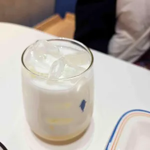 발레나식스 사진