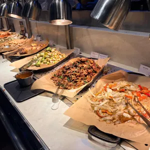 애슐리퀸즈 사진