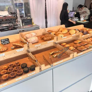 콜프 로스터스 사진