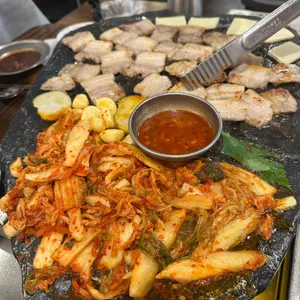 석암생소금구이 대표 사진