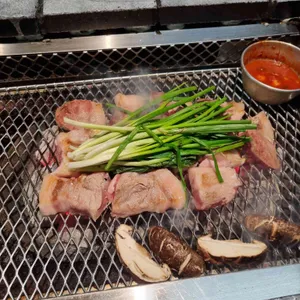 산청숯불가든 사진