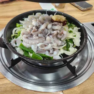 국이네낙지볶음 대표 사진