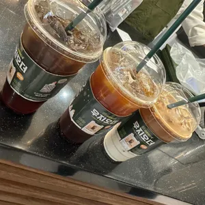 우지커피 대표 사진