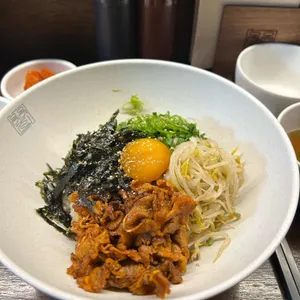 옥자 대표 사진