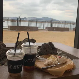 어라우즈로스터리 사진