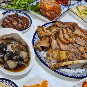 압구정족발 사진