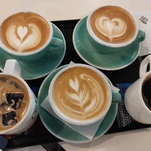 콜프 로스터스 사진 1