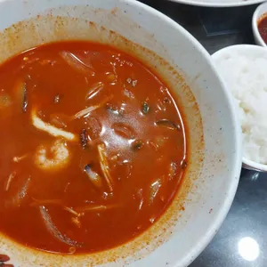 아리산해물짬뽕 사진 1
