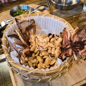 튀기고비비고 사진