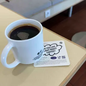 퍼블릭 커피 로스터즈 대표 사진